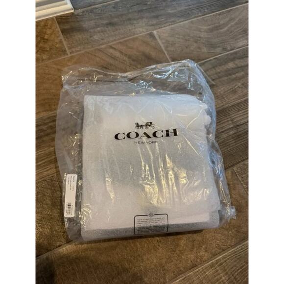 Coach Chain Tabby Shoulder Bag - Picture 7 of 7